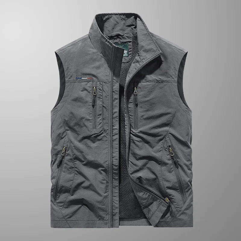 ALTIVO | Breathable & Ultra-Functional Cargo Vest