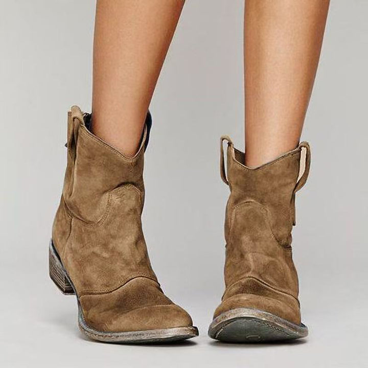 Carlotta | Effortless Ankle Boots