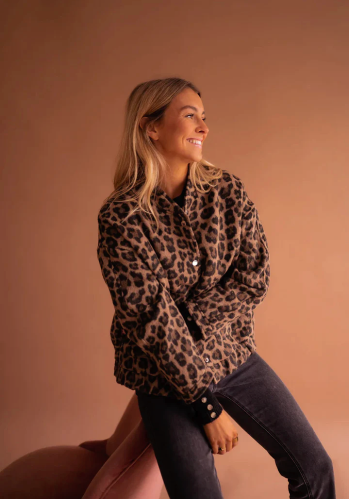 VÉRA | Leopard Bomber Jacket in Soft Suede-Feel